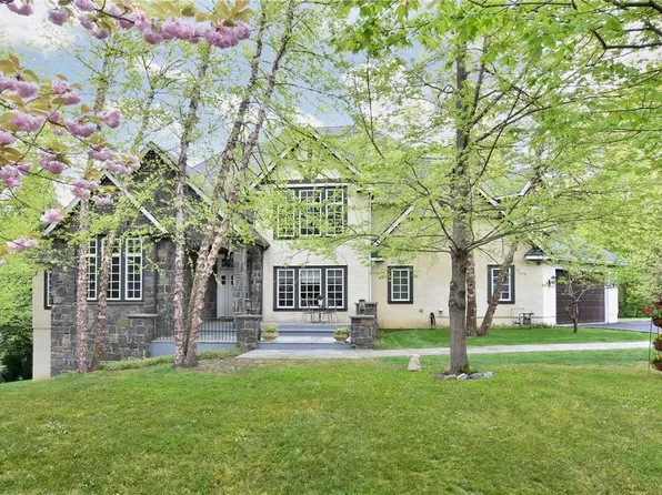 17 Pintail Road, Irvington, NY 10533