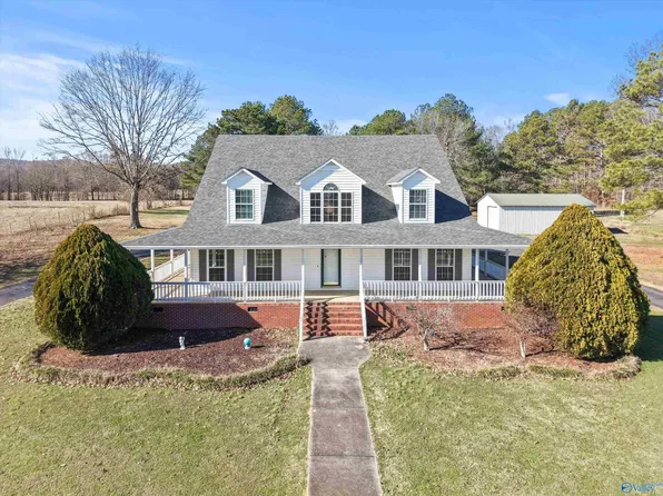 735 County Road 11, Scottsboro, AL 35768