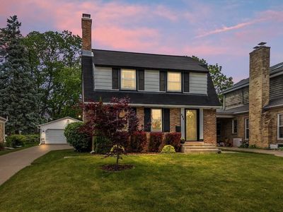 231 Glenview AVENUE, Wauwatosa, WI, 53213