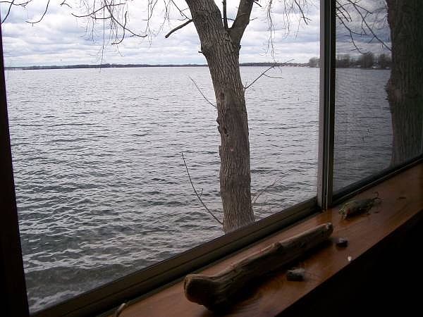 2nd image of 14 W Shore Rd