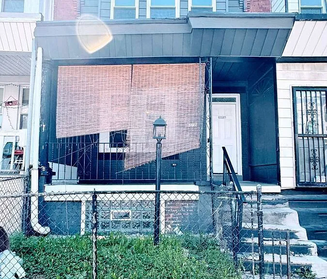 5318 Malcolm St — Photo 43