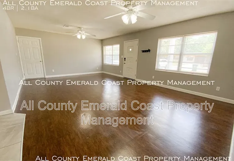 521 Marlowe Dr — Photo 2