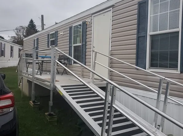268 Palmer Rd #22, Monson, MA 01057