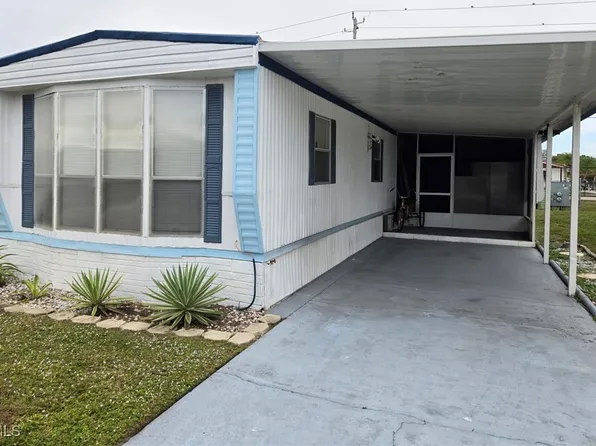 266 Poinsettia Dr, Fort Myers, FL 33905