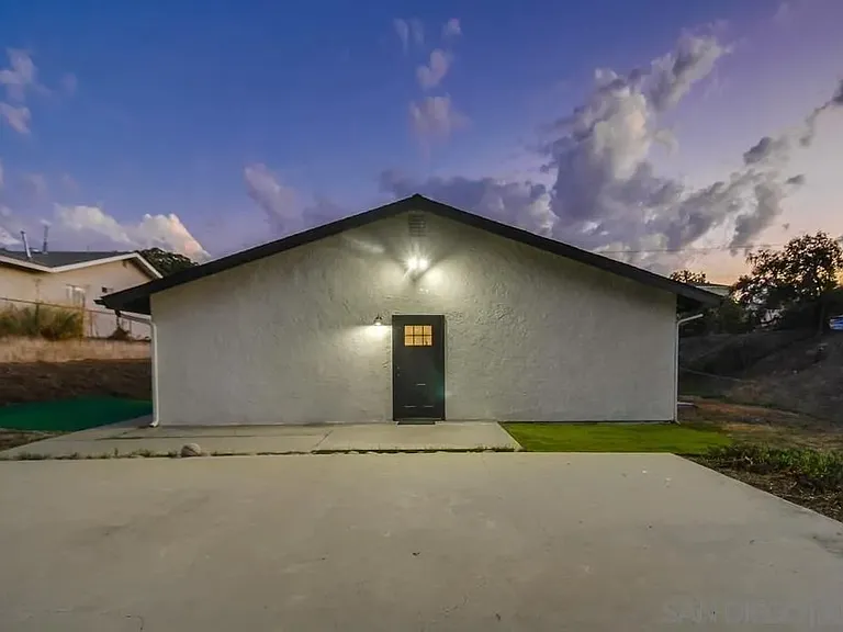 6964 Mount Vernon St — Photo 25