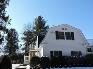 117 Clinton Rd, Bedford Hills, NY 10507