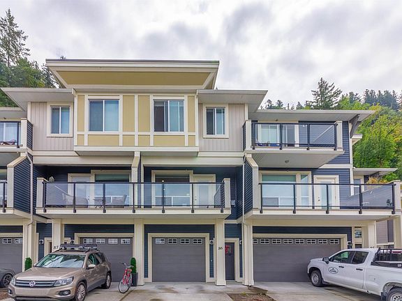 2nd image of 6026 Lindeman St #86
