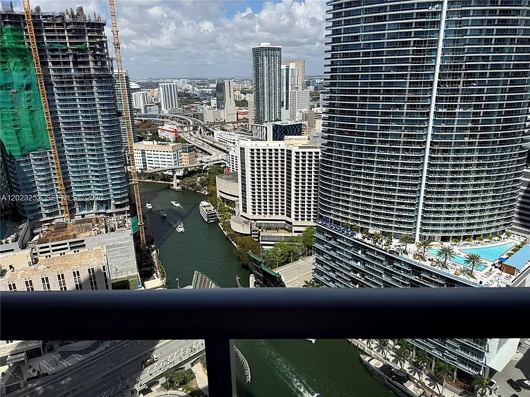465 Brickell Ave #3906 — Photo 2