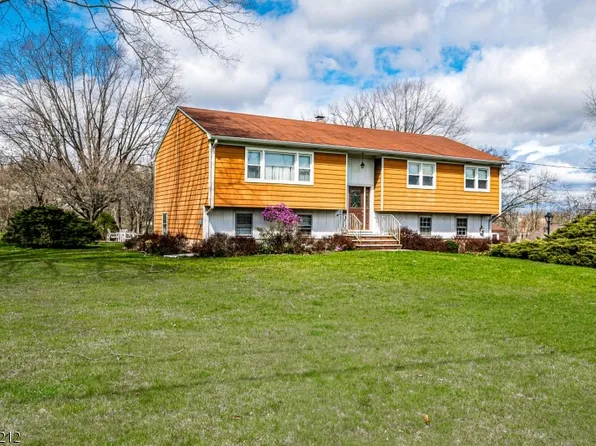213 Miller Ave, Branchburg Twp., NJ 08876
