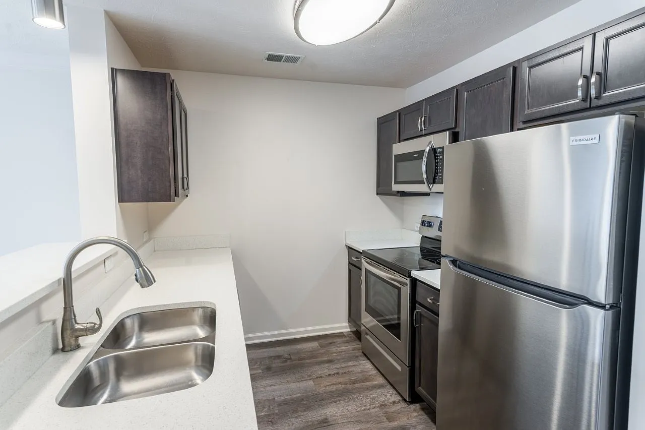 The Lakes of Beavercreek Apartment Homes — Photo 2