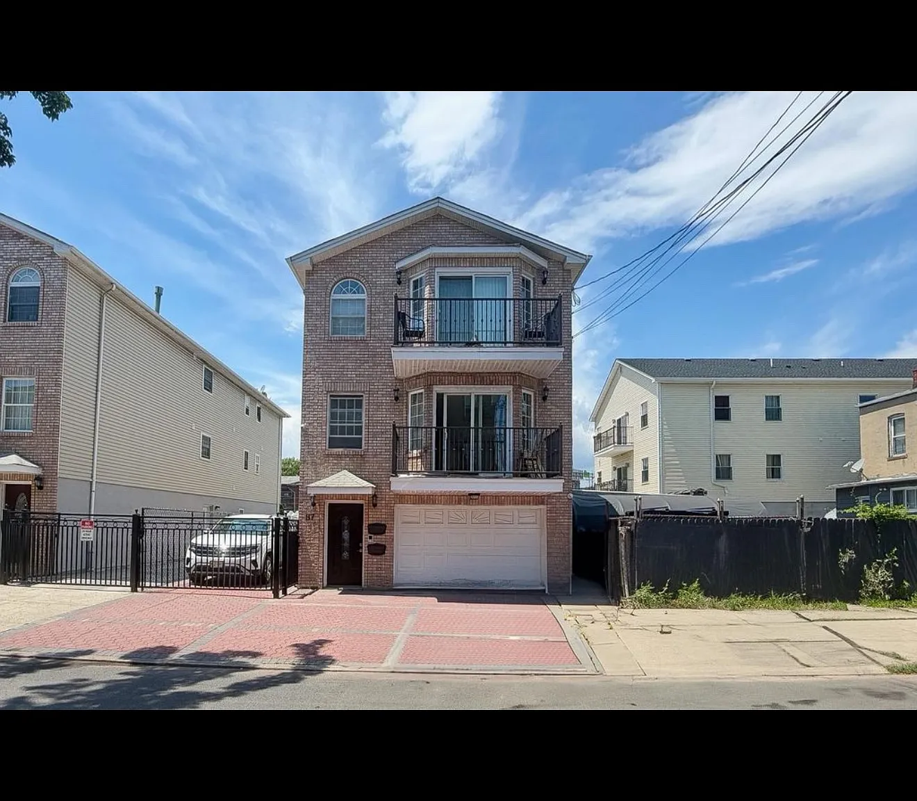 87 Wallis Ave — Photo 1
