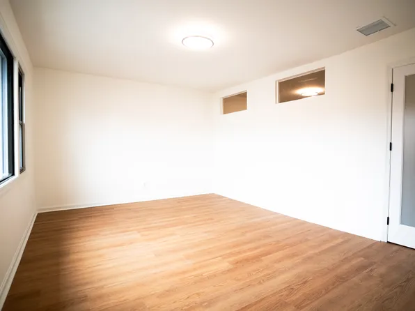 27 Alan Ter #3, Jersey City, NJ 07306