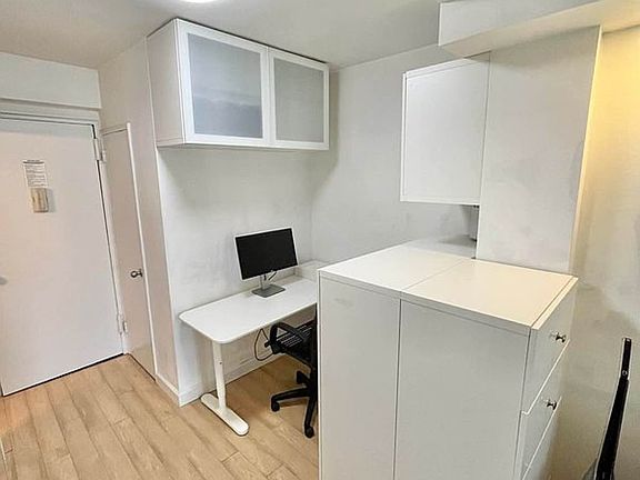 5th image of 288 Lexington Ave APT 11C