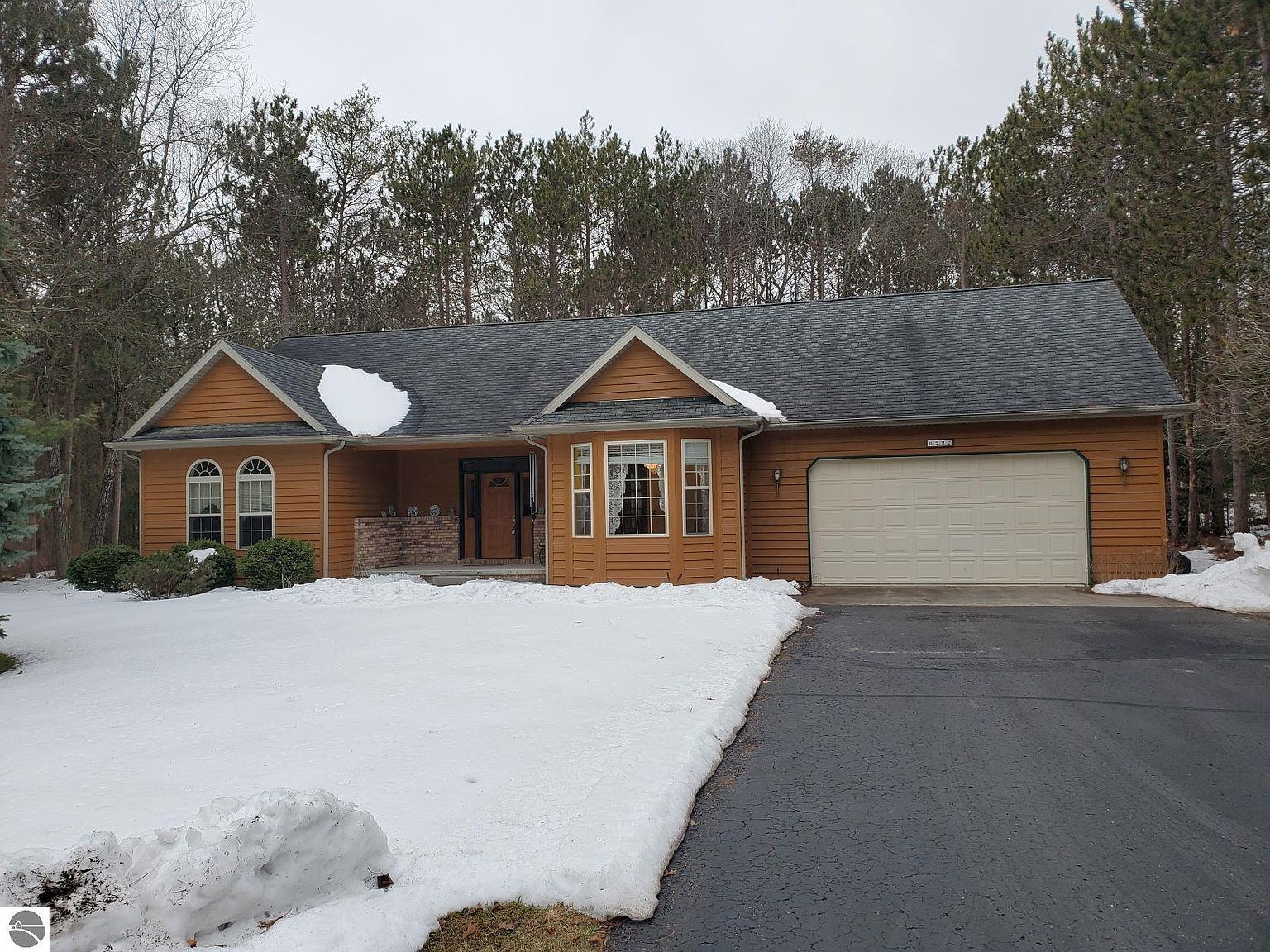 6727 Lakewood Dr, Oscoda, MI 48750 Zillow