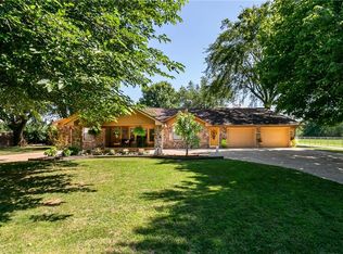 6213 Cedar Dr, Colcord, OK 74338