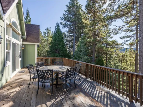 173 Grizzly Rd, Lake Arrowhead, CA 92352