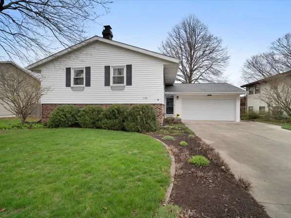 1420 Hanson Dr, Normal, IL 61761