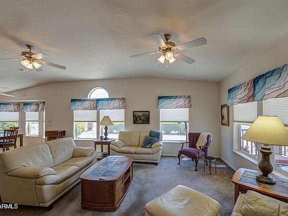 2nd image of 806 E CALIFORNIA Boulevard