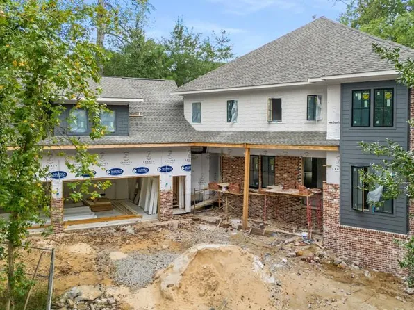 1330 Twelve Oaks Cir NW, Atlanta, GA 30327