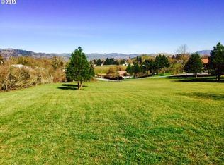 251 NE Brosi Orchard Rd, Winston, OR 97496