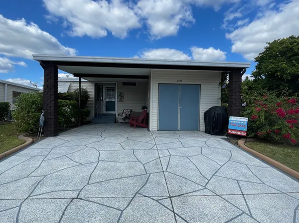 2127 Sabal Palm Dr #133, Lakeland, FL 33810