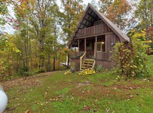 178 Sleepy Hollow Rd, Wellington, KY 40387