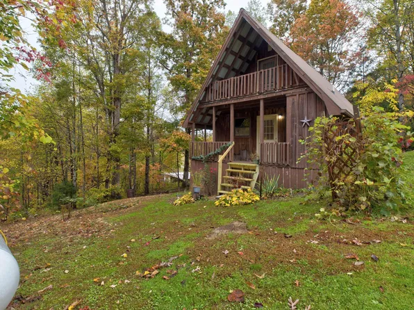 178 Sleepy Hollow Rd, Wellington, KY 40387