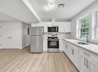 39 Stonewall Ln #D, Waterbury, CT 06705