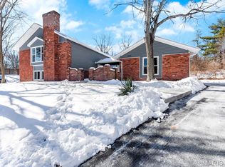 435 Holly Terrace Ct, Ballwin, MO 63011