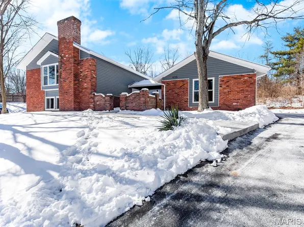 435 Holly Terrace Ct, Ballwin, MO 63011