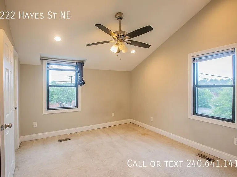 5222 Hayes St NE — Photo 23