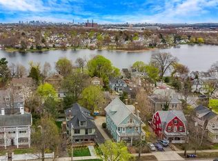 182 Pleasant St #1, Arlington, MA 02476