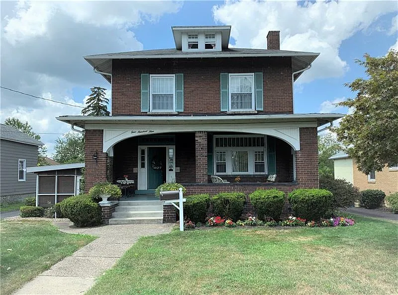 409 Ridge Ave photo 1