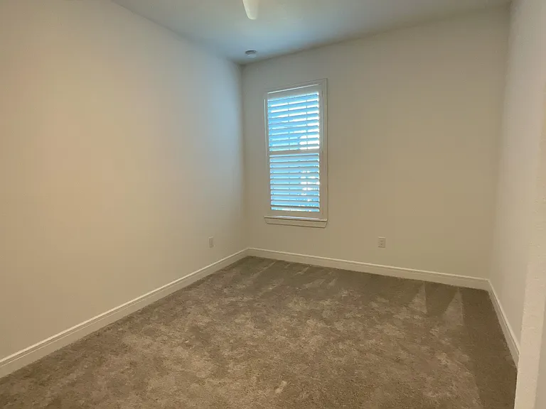 10504 Spring Tide Way — Photo 32
