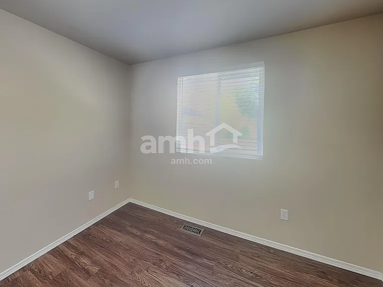 7802 67th St NE — Photo 19