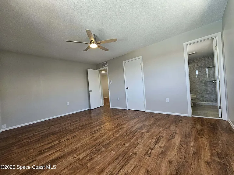 190 E Olmstead Dr #M1 — Photo 15