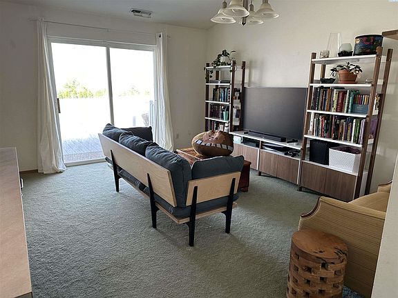 4th image of 8936 W Canyon Pl