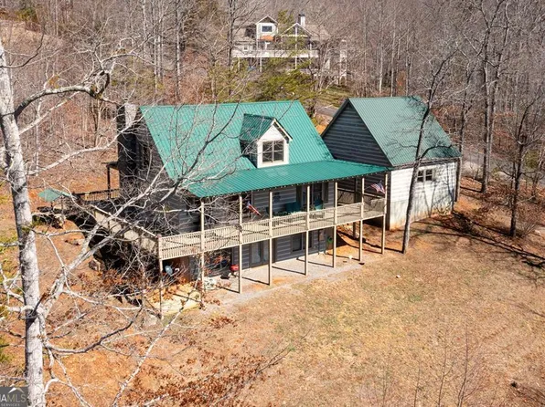 735 Gage Dr, Hiawassee, GA 30546