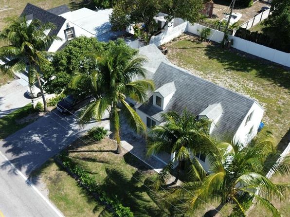 87 Silver Beach Rd #A