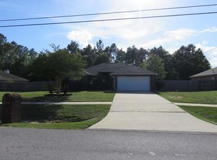 7407 Woodside Rd, Pensacola, FL 32526