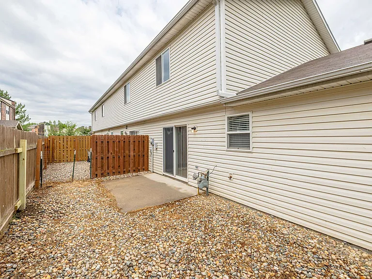410 W Todd Cir — Photo 37