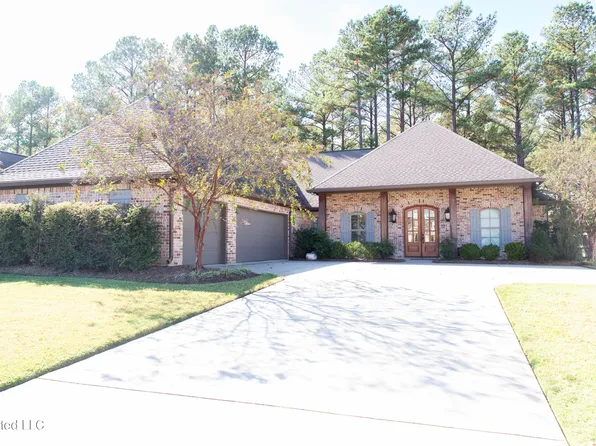 125 Stone Creek Dr, Madison, MS 39110