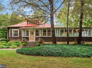 41 Mecray Ln, Maple Shade, NJ 08052