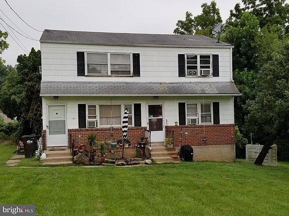 3rd image of 104 Horsham Rd