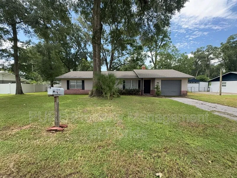 3 bed, 2.0 bath, 1144 sqft, $1,650 — Photo 3