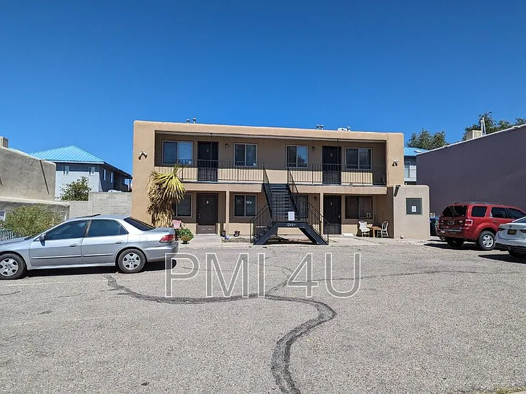 12409 Manitoba Dr NE #B — Photo 17