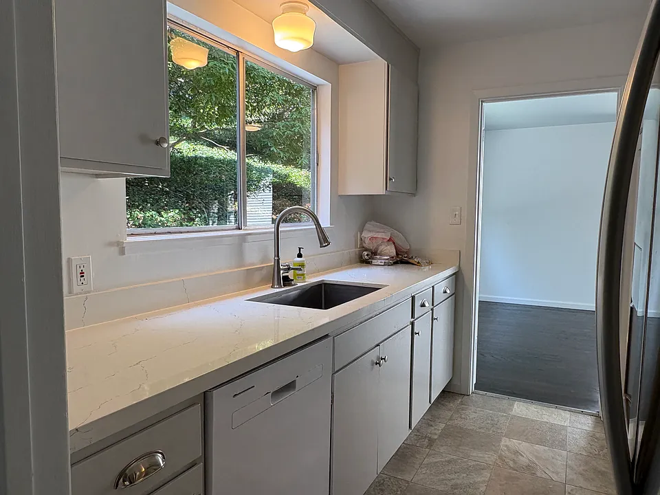 Kitchen green scape