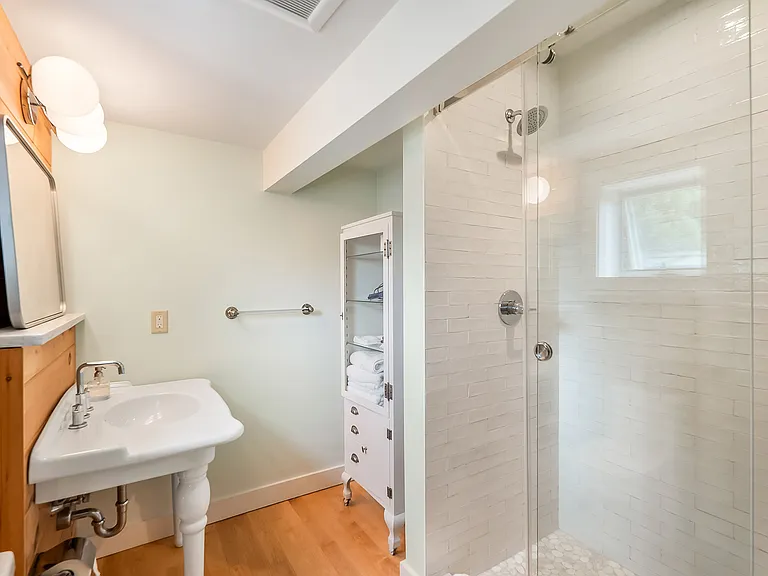17 Ferry Rd — Photo 45