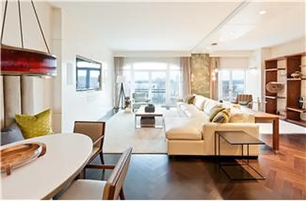 Rented by Mallan Real Estate Inc | media 44