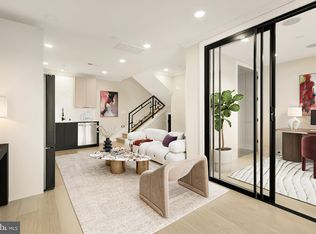 2305 Nicholson SE #403, Washington, DC 20020